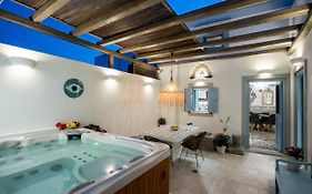 Antigone Traditional House